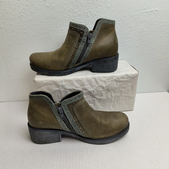 Naot Meditate Studded Bootie Shoes Women's Size 6-6.5/37 Vintage Pine/Sage - Picture 10 of 12